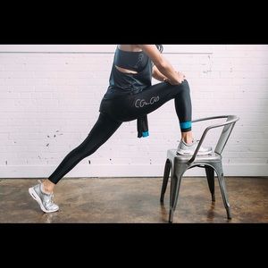 Seamless leggings made in Colombia.